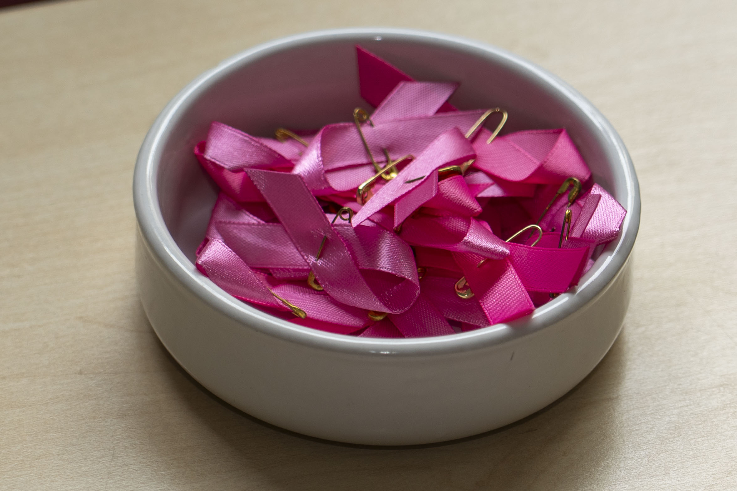 Ruban rose de soutien à Octobre rose